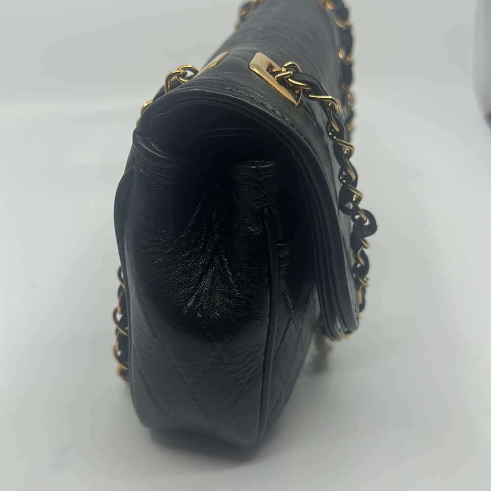 Elegant Black Quilted Genuine Leather Chain Bag - Picture 7 of 16